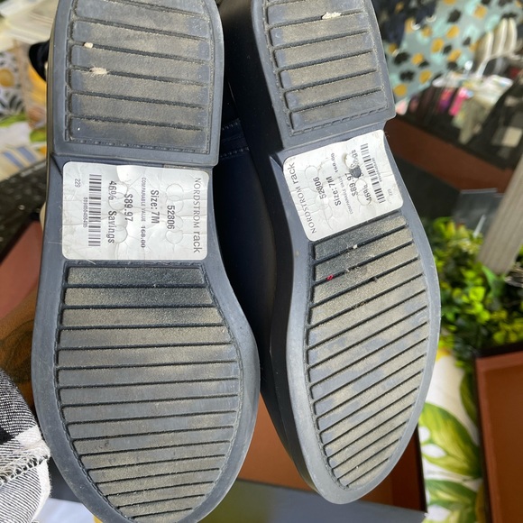 Authentic Coach boots - Picture 3 of 11